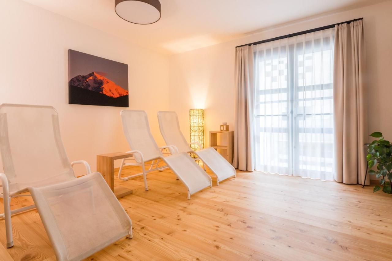 Hotel Greif Malles Venosta Zewnętrze zdjęcie